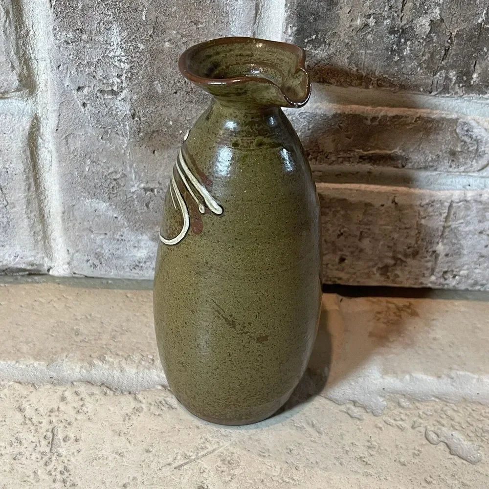 Studio Art Pottery Vase 6.5 Inch Olive Green Fish Skeleton Fossil‎ Signed